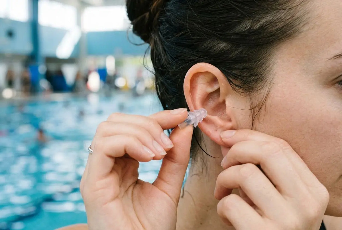 Comment mettre des bouchons d'oreille pour la piscine ?